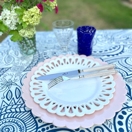 Large Scallop Chevet Pleine plate in pink