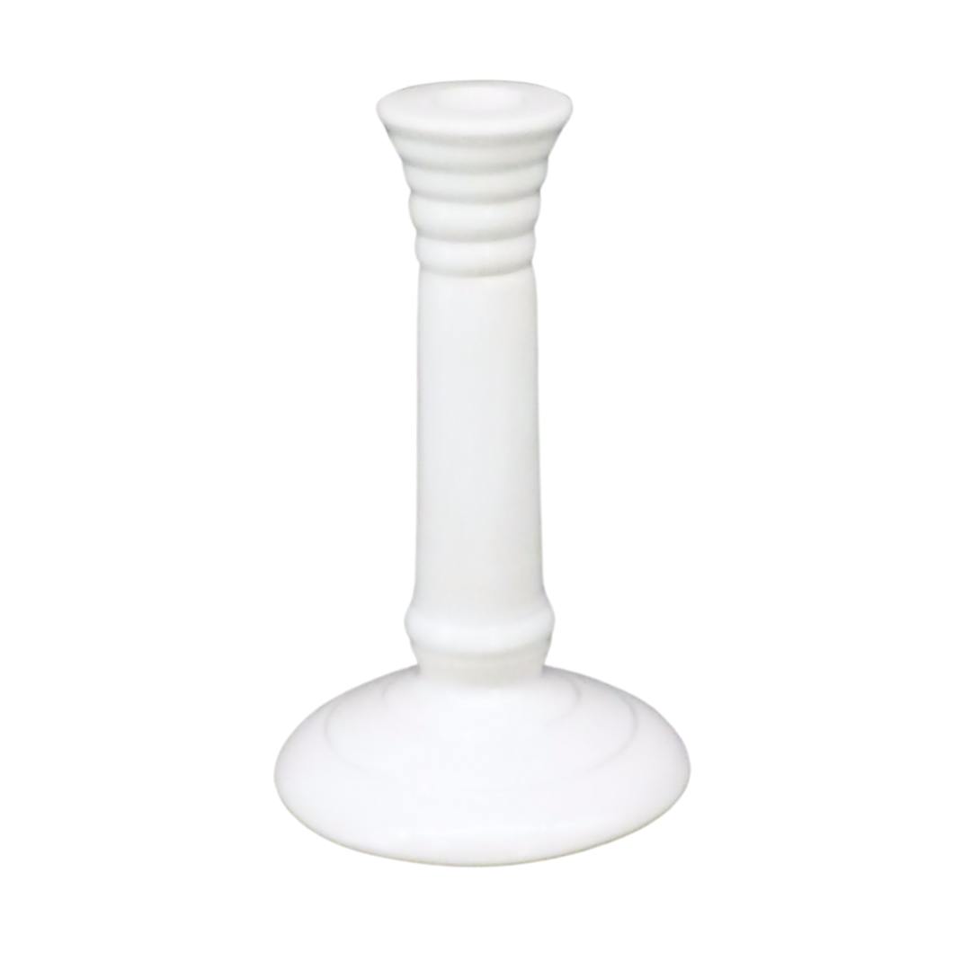 Round candlestick with a flat round foot