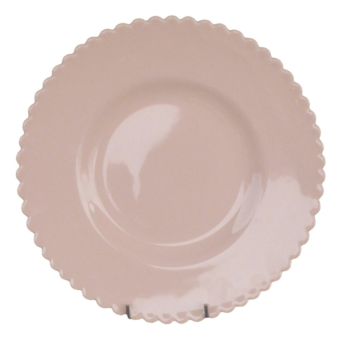 Small Scallop Bourg-Joly Pleine Plate in pink